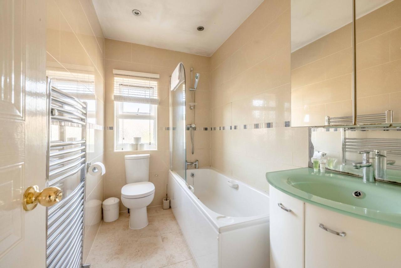 Spacious 3 Bedroom - Great For Families! Holiday home *