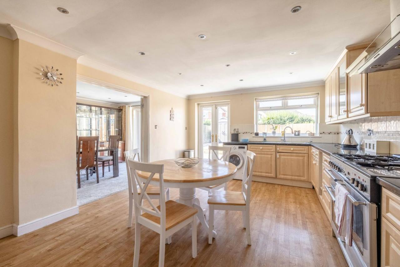 Spacious 3 Bedroom - Great For Families! Holiday home